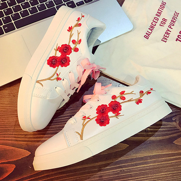 Embroidery Sneakers