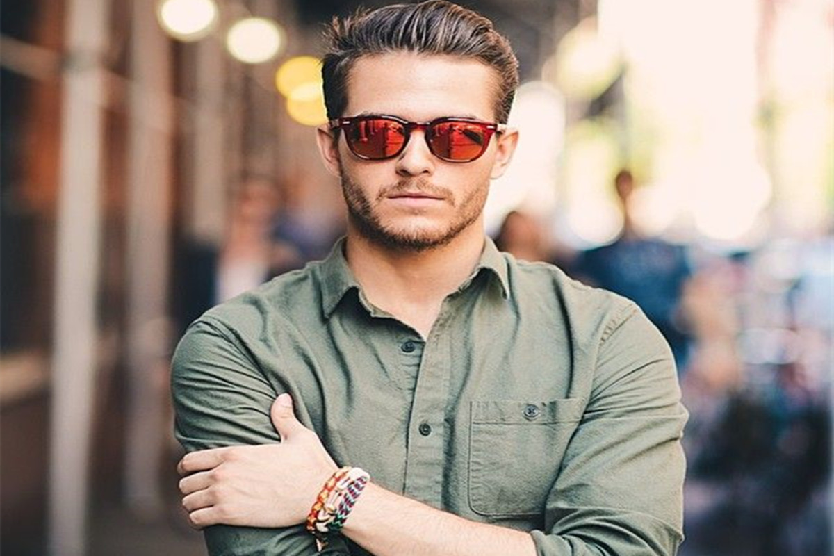 How Should Fashionable Mens Bracelets Fit?