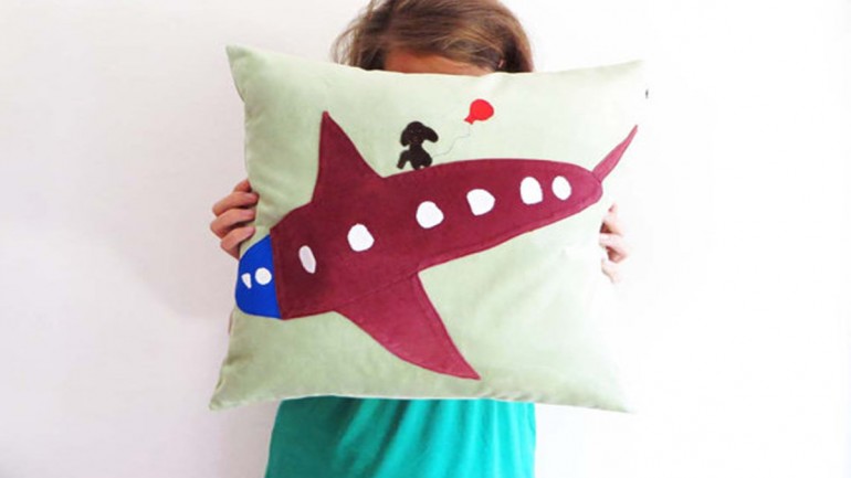 How to Make Decorative Pillows?